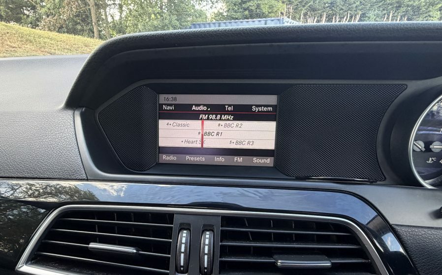 Mercedes-Benz C Class C200 Cdi Blueefficiency Silver #9