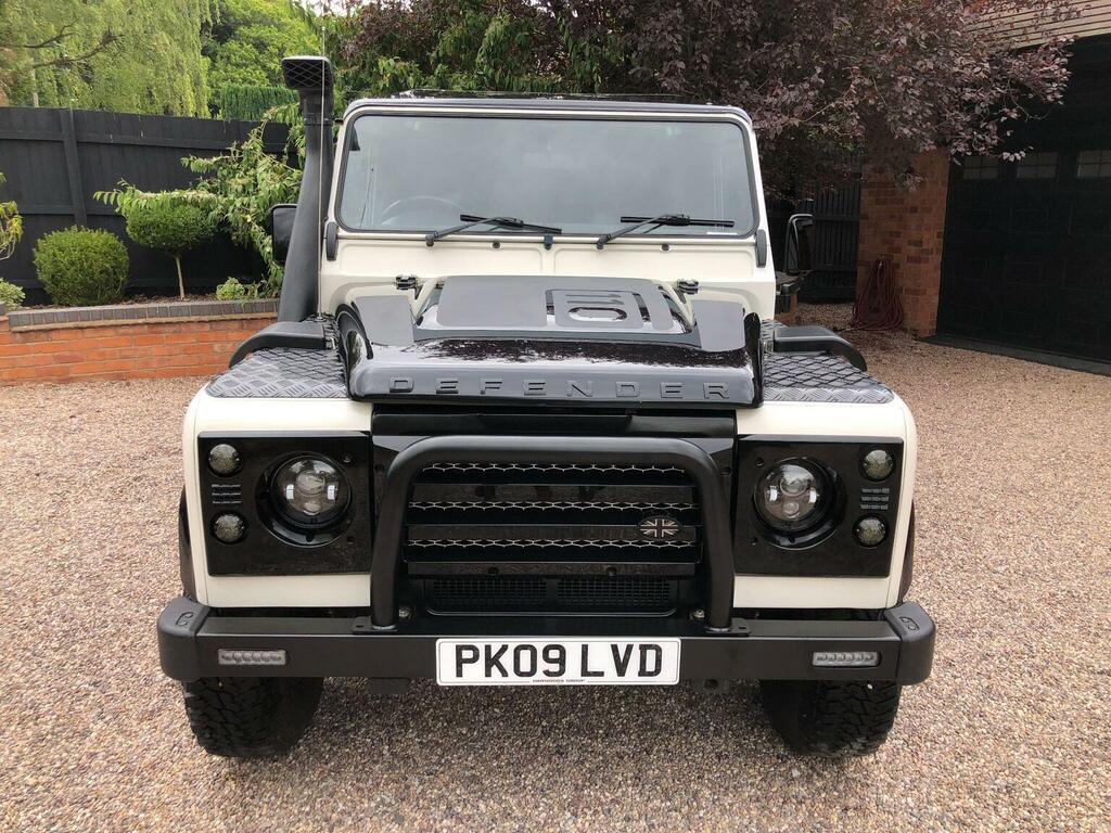 Land Rover Defender 110 Suv 2.4 Tdci County Station Wagon 4Wd Mwb Euro 4 5 White #2