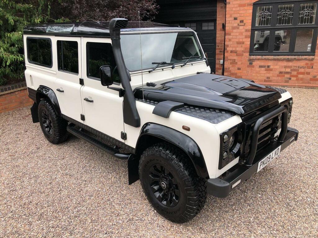 Land Rover Defender 110 Suv 2.4 Tdci County Station Wagon 4Wd Mwb Euro 4 5 White