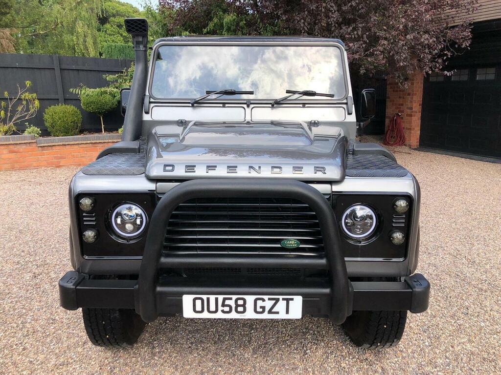 Land Rover Defender 110 Defender 110 Double Cab Pick Up Green #78