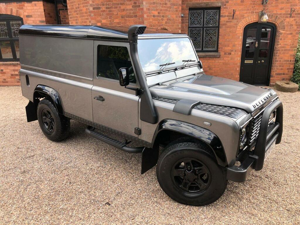Land Rover Defender 110 Defender 110 Double Cab Pick Up Green #80