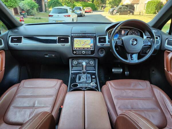 Volkswagen Touareg 3.0 Tdi V6 Bluemotion Tech R-line Plus Tiptronic 4 OO07AOA #2