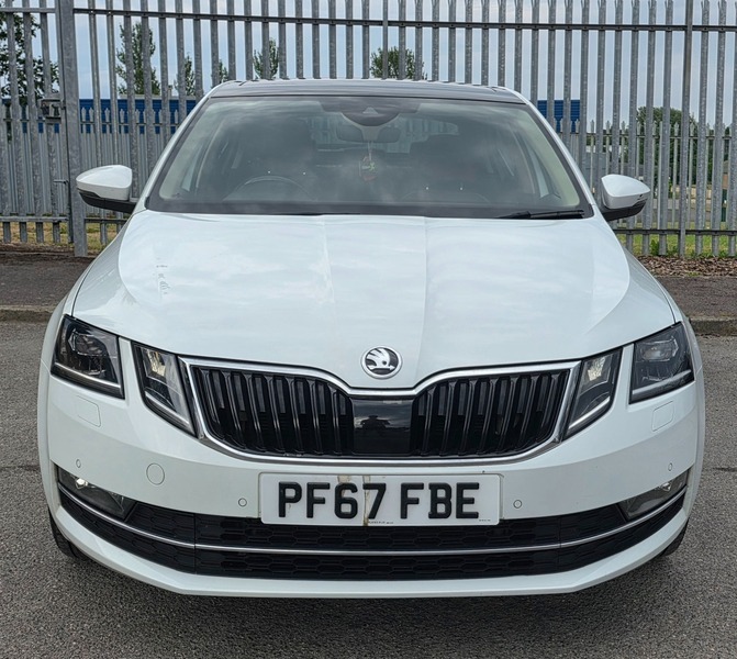 Skoda Octavia 2.0 Tdi Laurin White #6