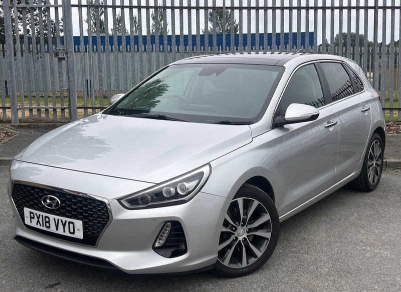 Hyundai I30 1.6 Crdi Blue Drive Silver #2