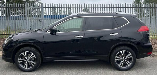 Nissan X-Trail 2.0 Dci N-connecta Suv 4Wd Euro Black #4