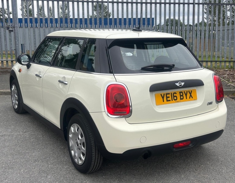 Mini Hatch 1.2 One Hatchback White #5