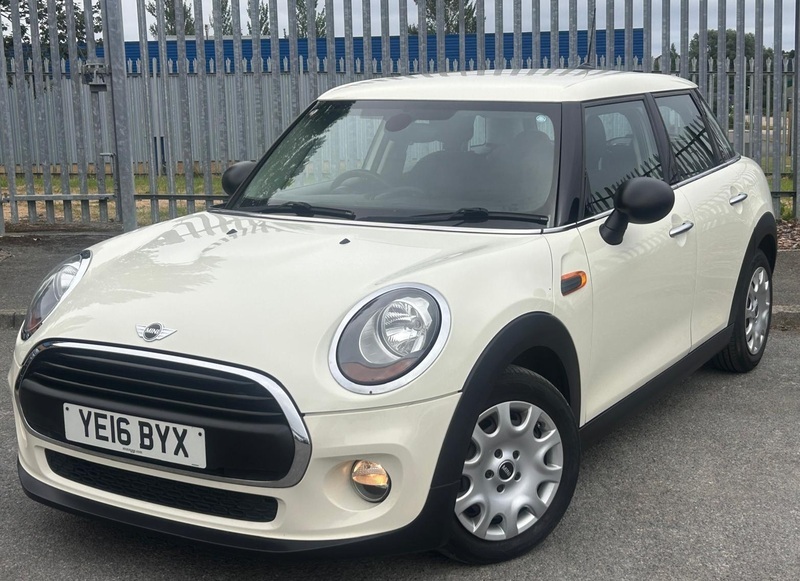Mini Hatch 1.2 One Hatchback White #2