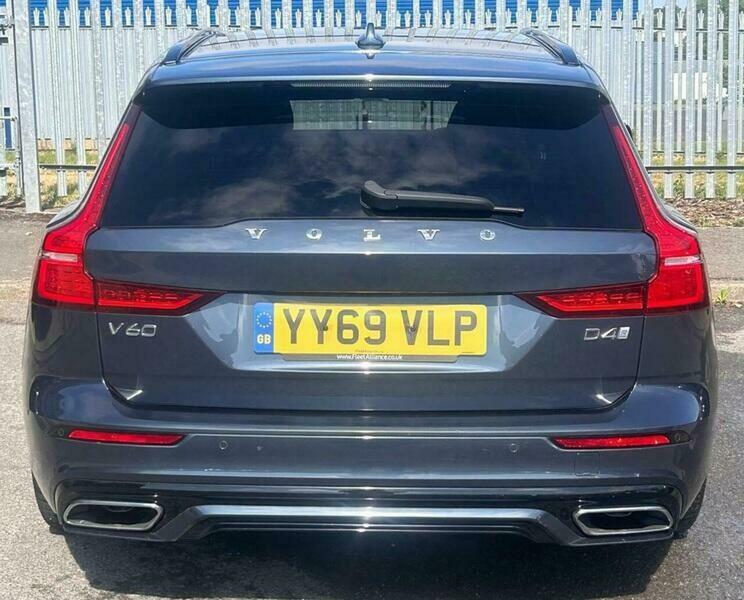 Volvo V60 T4 R-design Plus Blue #8