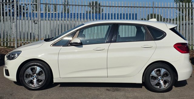 BMW 2 Series Active Tourer 1.5 218I Se Mpv Euro 6 Ss 136 White #3