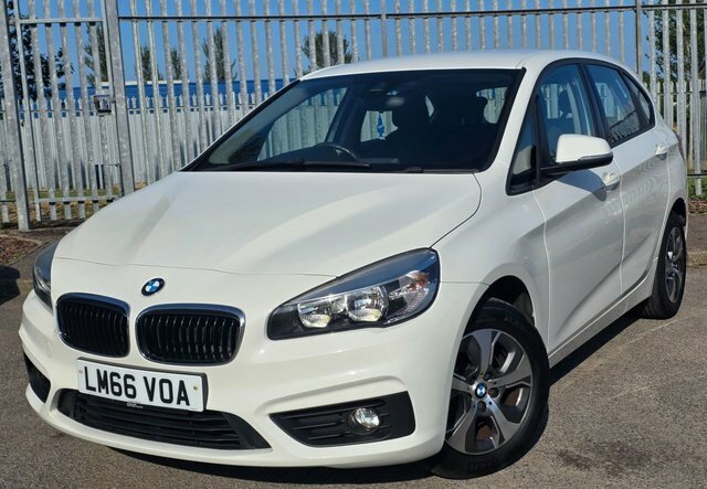 BMW 2 Series Active Tourer 1.5 218I Se Mpv Euro 6 Ss 136 White #2