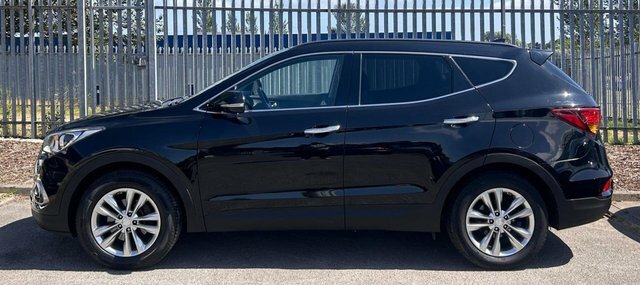 Hyundai Santa Fe 2.2 Crdi Blue Drive Premium Suv Black #3