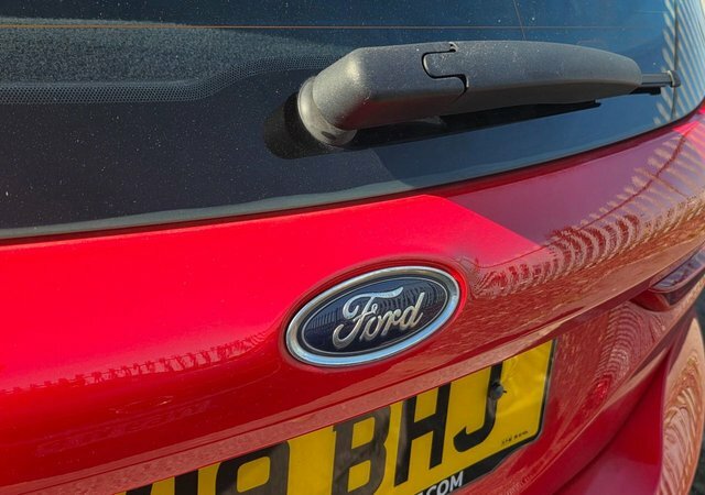 Ford Fiesta 1.0 Ecoboost Titanium White #34