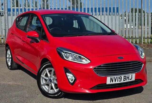 Ford Fiesta 1.0 Ecoboost Titanium White #1