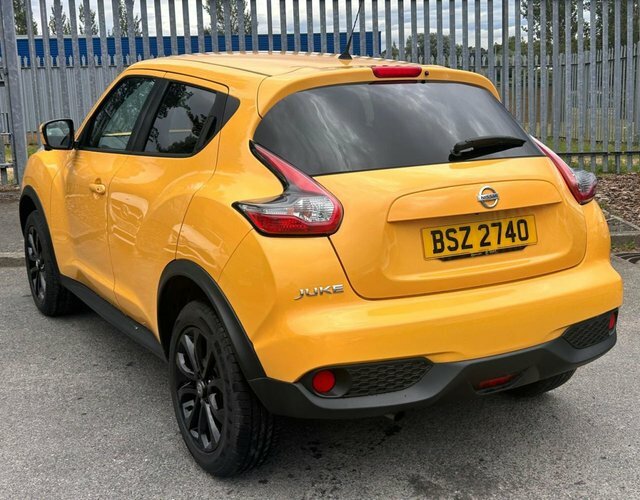 Nissan Juke 1.6 Visia - Hatchback White #5