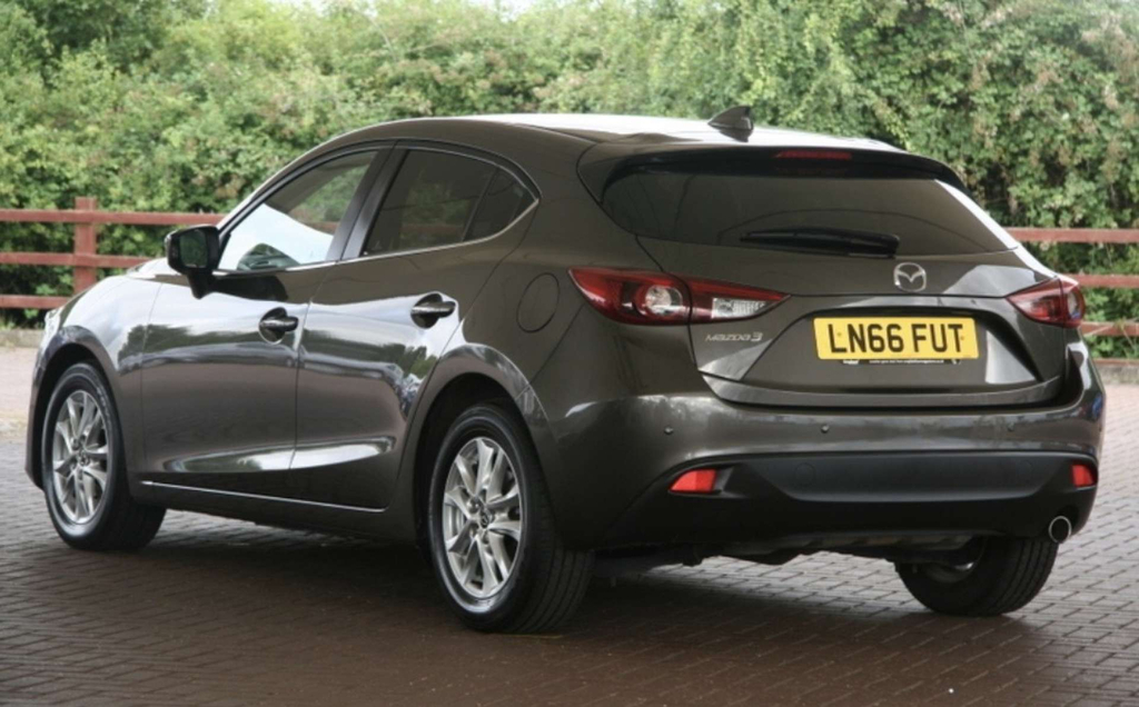 Mazda 3 Se-l D Nav #2