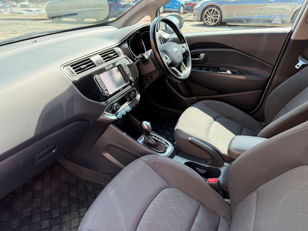 Kia RIO 3 Auto  #6