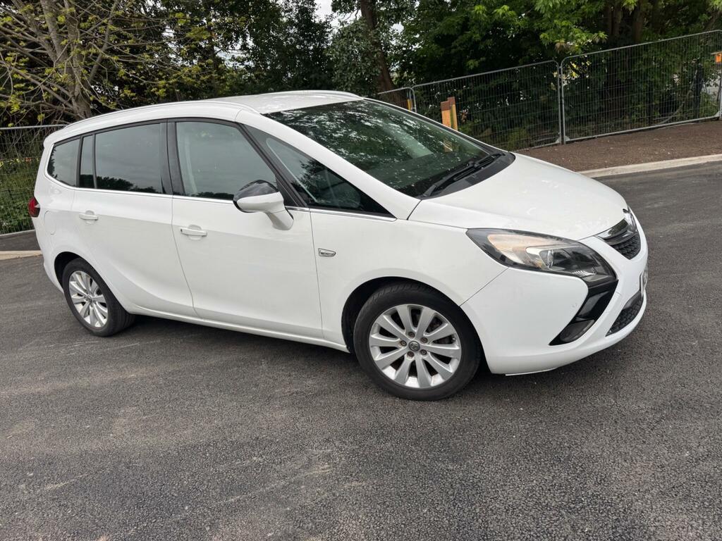 Vauxhall Zafira Tourer Se White #3