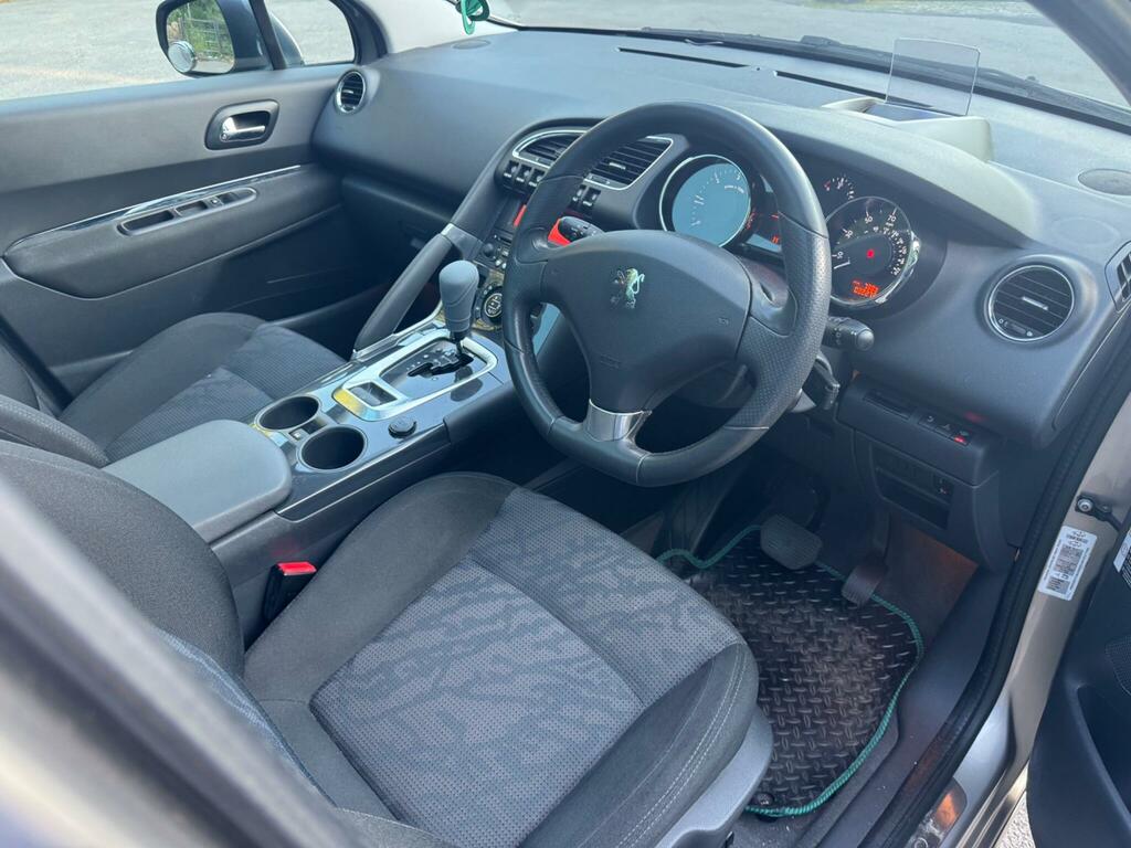 Peugeot 3008 Exclusive Grey #2