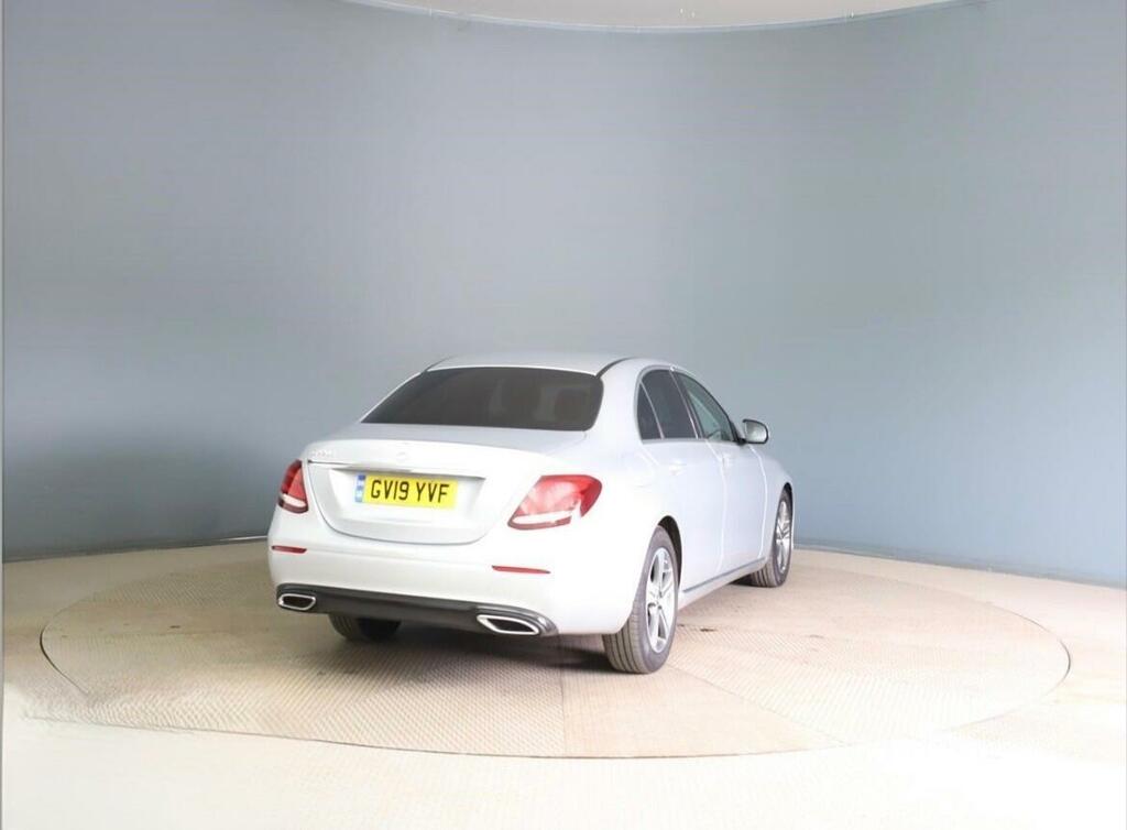 Mercedes-Benz E Class Se Silver #3