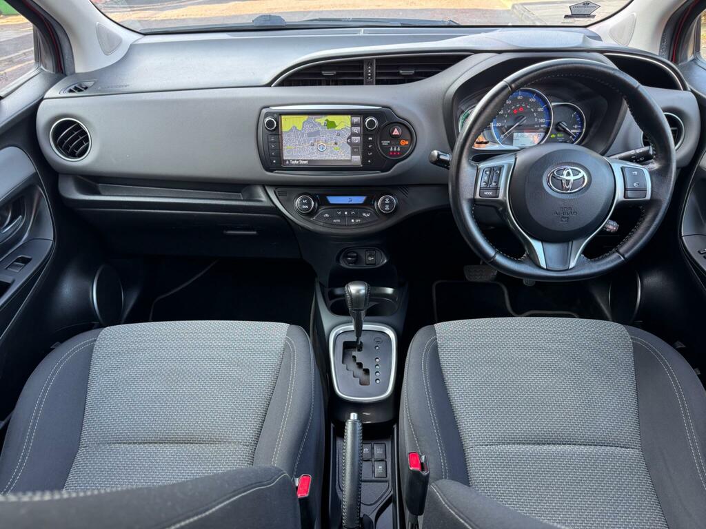 Toyota Yaris Icon Red #2