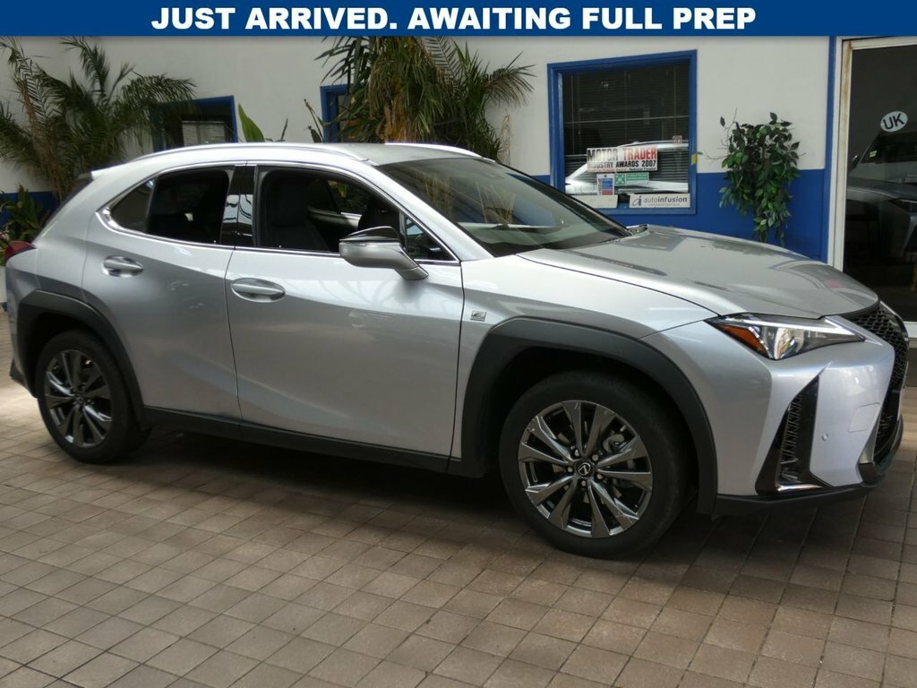 Lexus UX 2L F Sport Design Silver