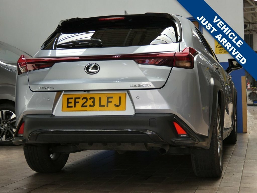 Lexus UX 2L F Sport Design Silver #6