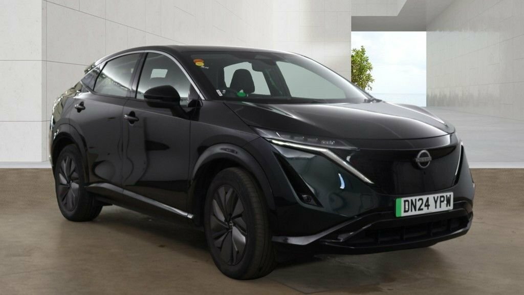 Nissan Ariya Suv Green