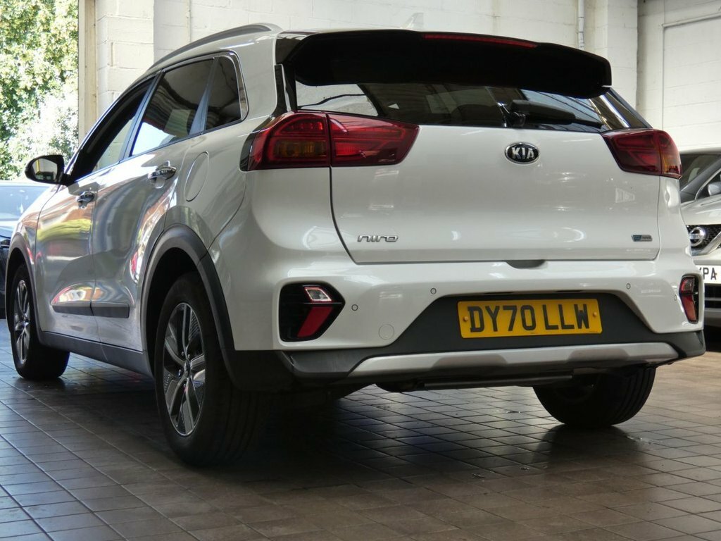 Kia Niro 2 White #22