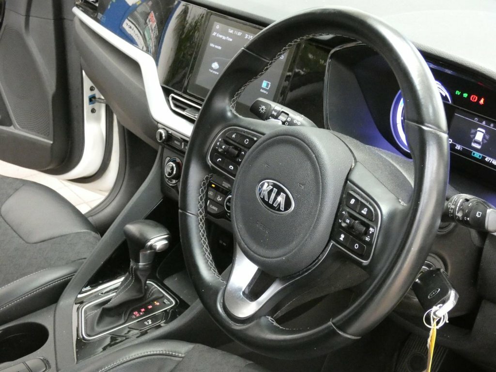Kia Niro 2 White #59