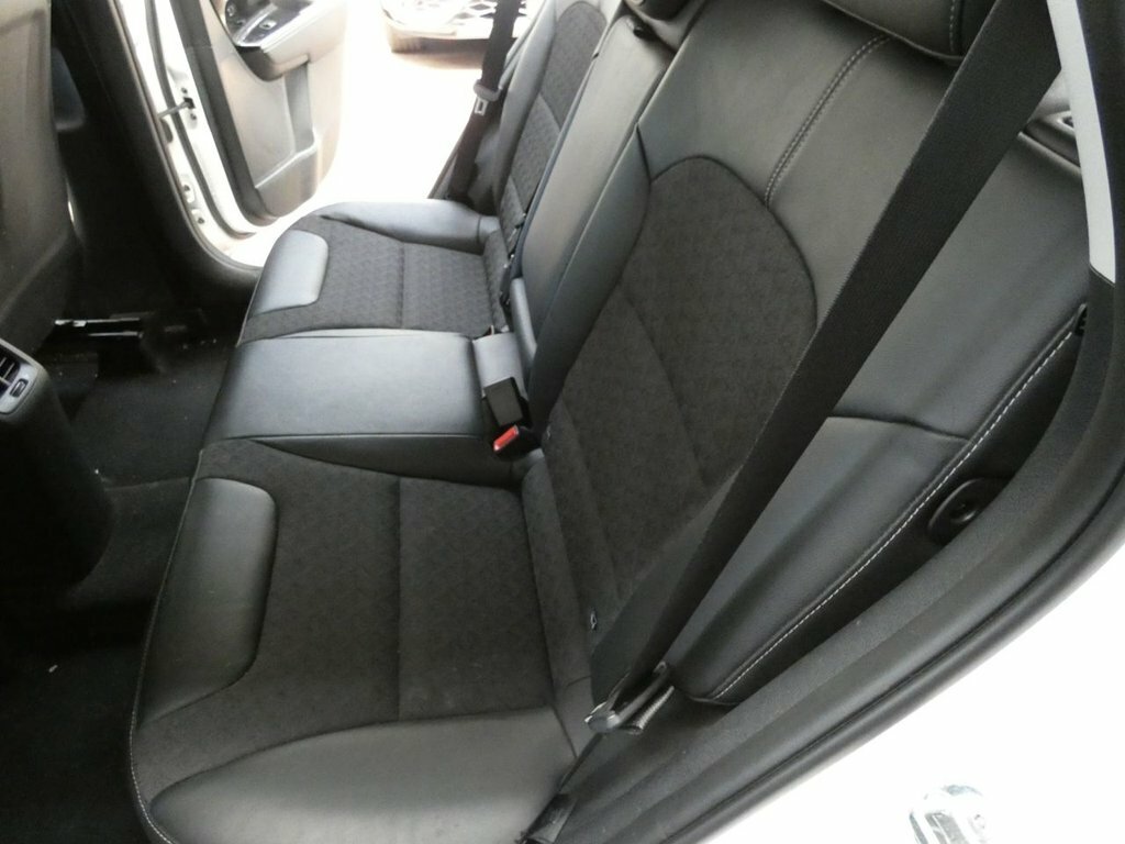 Kia Niro 2 White #48