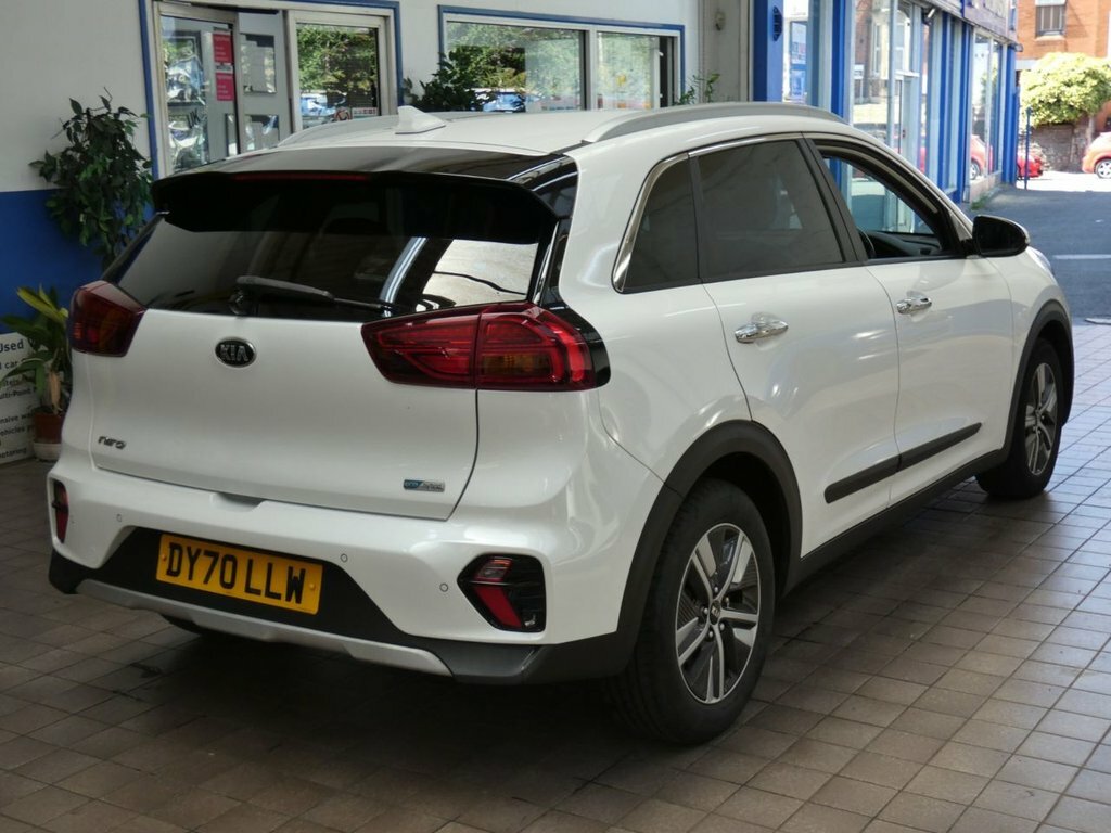 Kia Niro 2 White #37