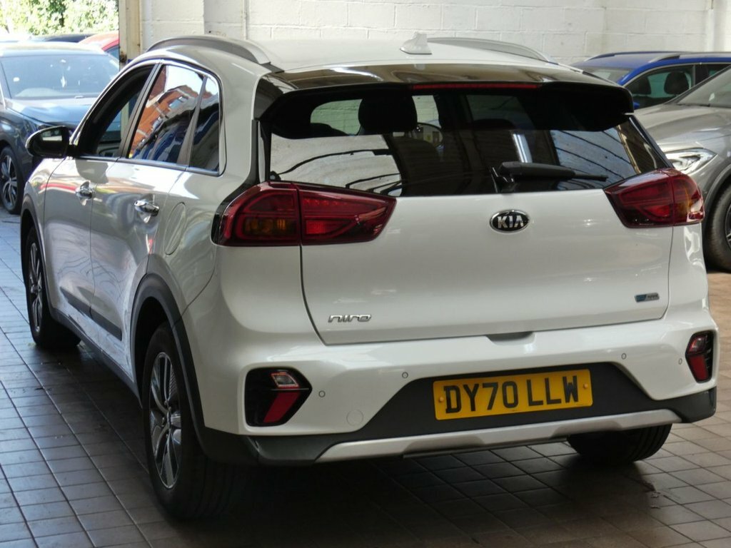 Kia Niro 2 White #23