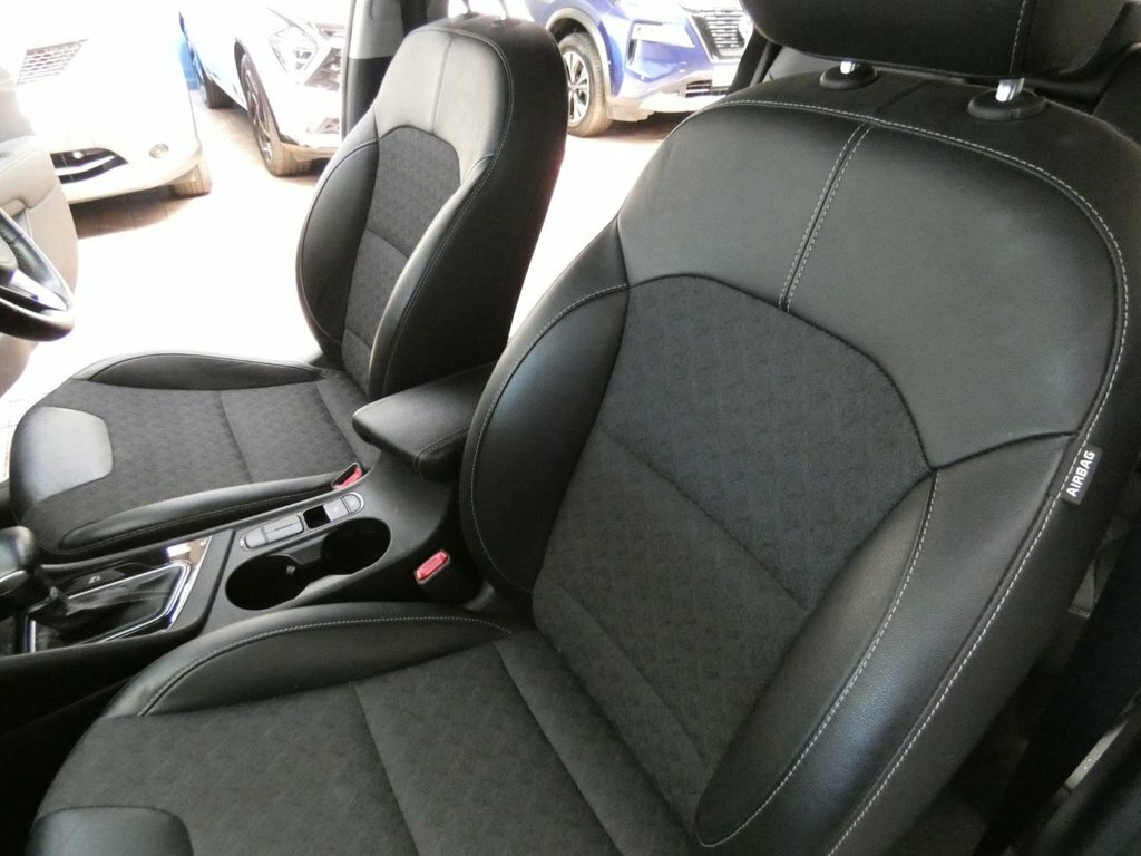 Kia Niro 2 White #65