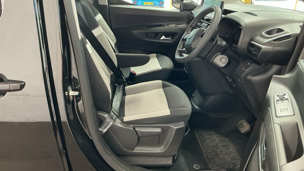 Citroen e-Berlingo E- Plus Green #8