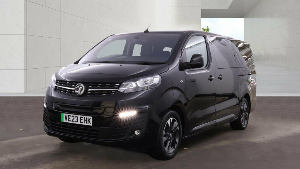 Vauxhall Vivaro Mpv Black #2
