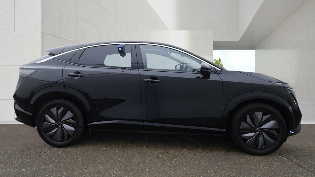 Nissan Ariya Suv Black #5