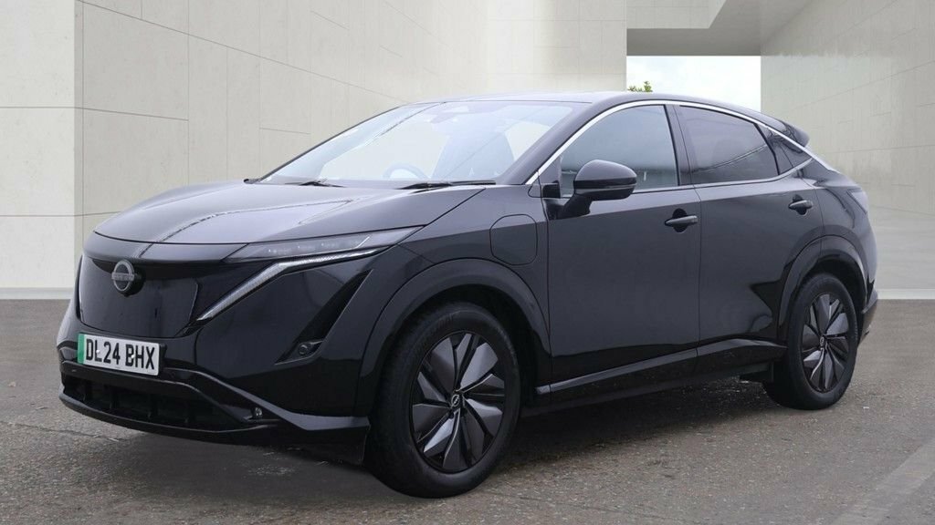 Nissan Ariya Suv Black #2