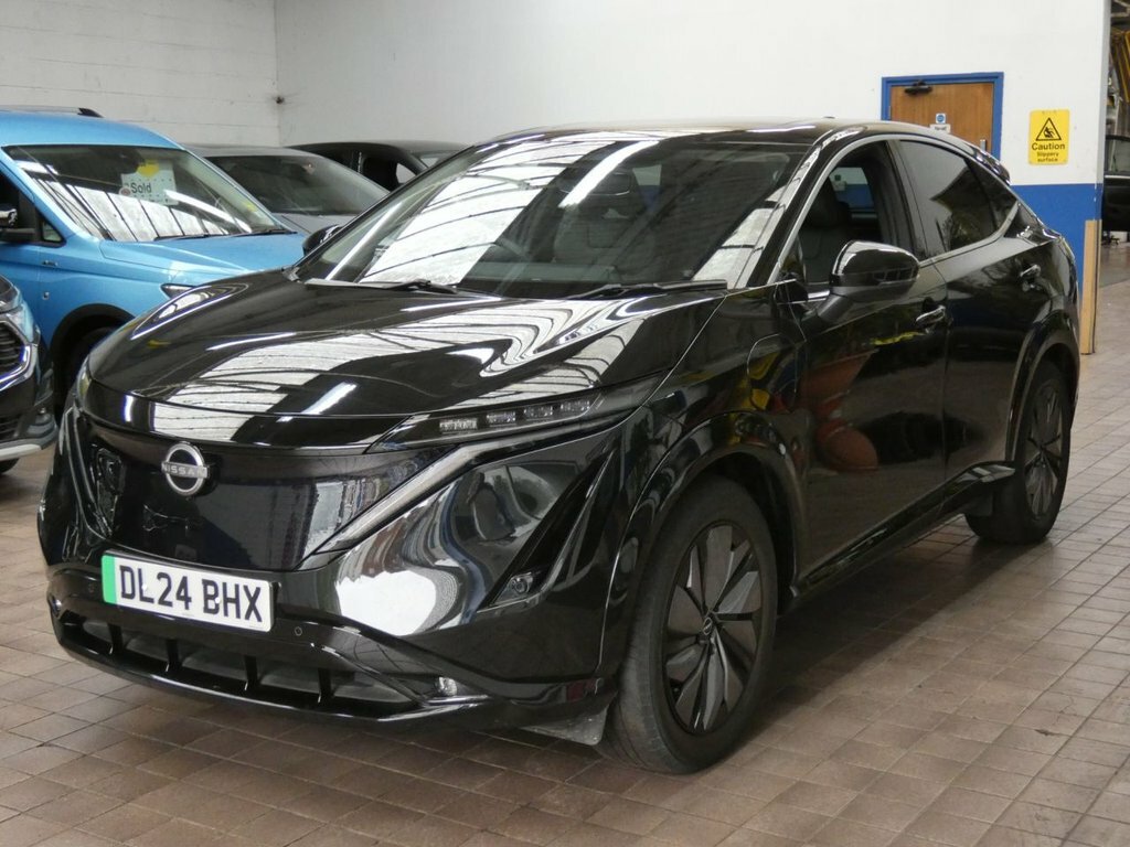 Nissan Ariya Suv Black #3