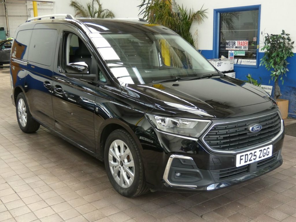 Ford Grand Tourneo Connect 2L Titanium Black #6
