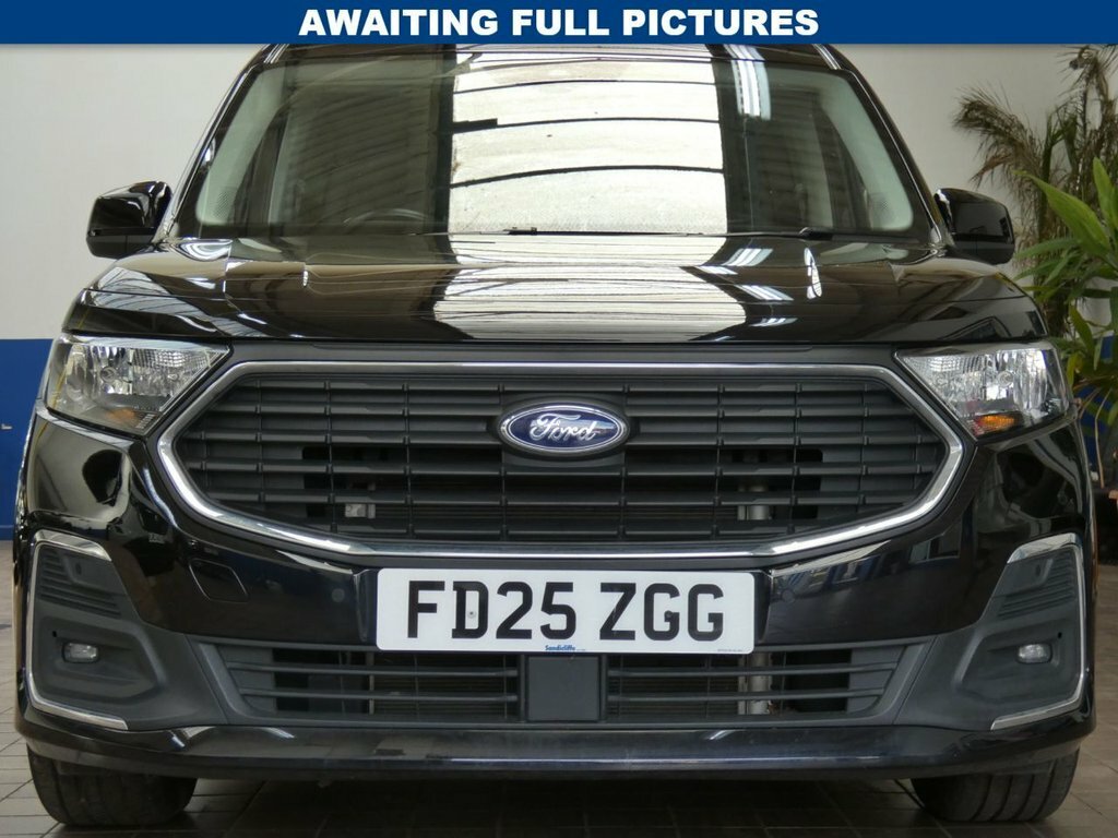 Ford Grand Tourneo Connect 2L Titanium Black #2