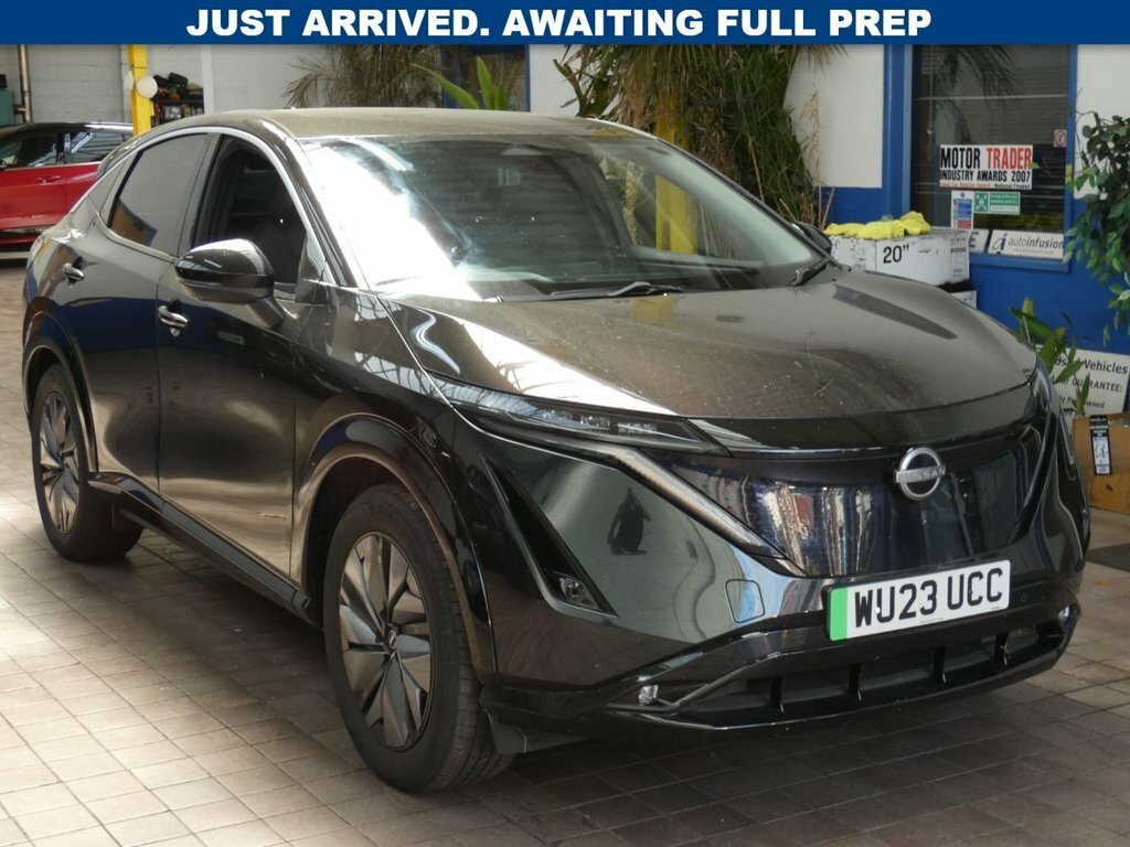 Nissan Ariya Suv Green