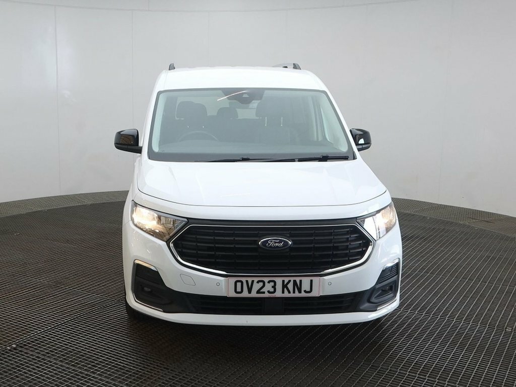 Ford Grand Tourneo Connect 2L Titanium White #4