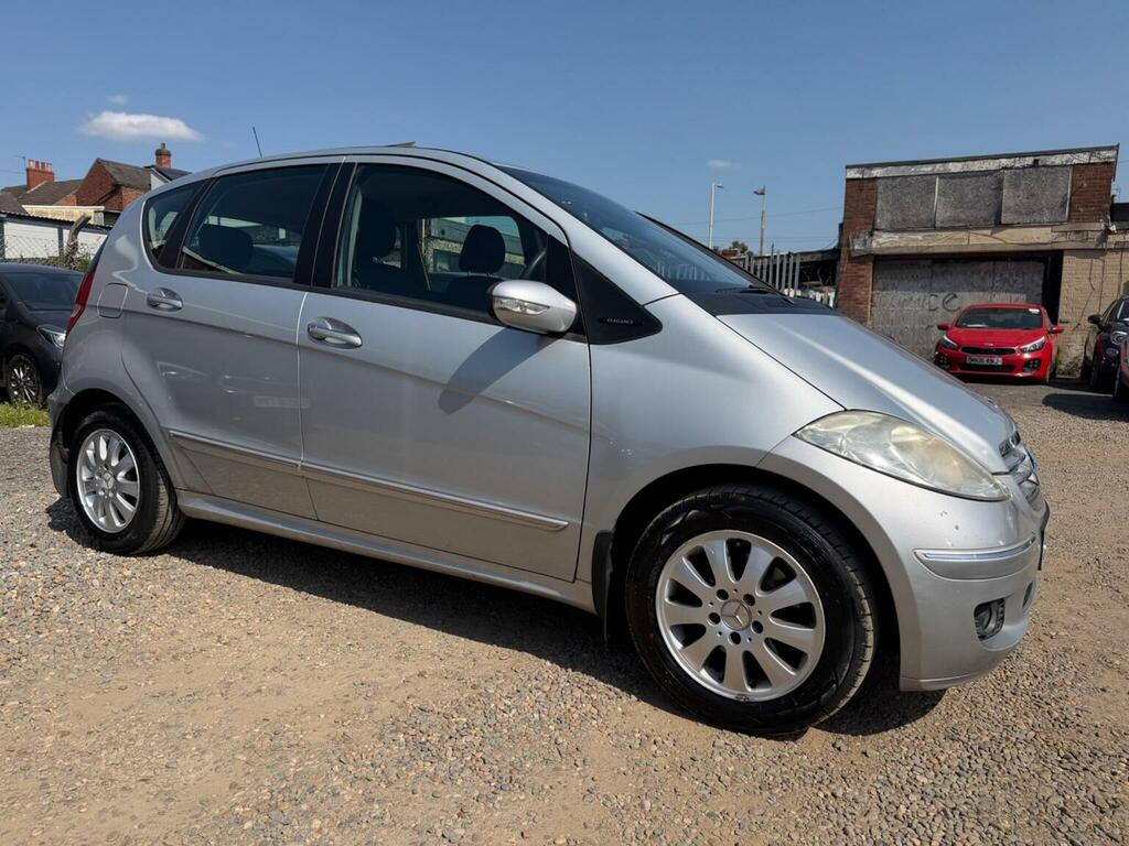 Mercedes-Benz A Class 1.5 A150 Elegance Se Silver
