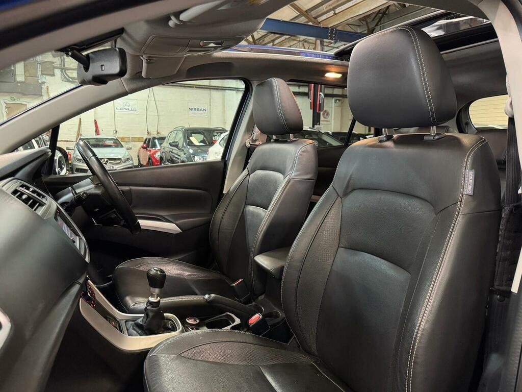 Suzuki SX4 S Cross 1.6 Sz-t Euro 6 Red #24