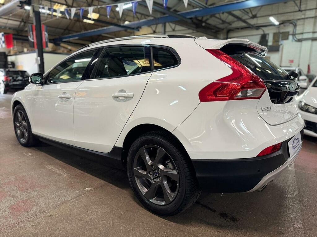 Volvo V40 Cross Country 2.0 T5 Lux Nav Awd Euro 6 Ss White #4