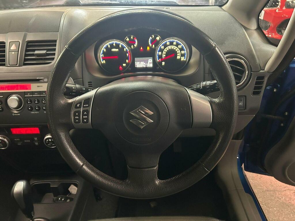 Suzuki SX4 Hatchback Silver #20