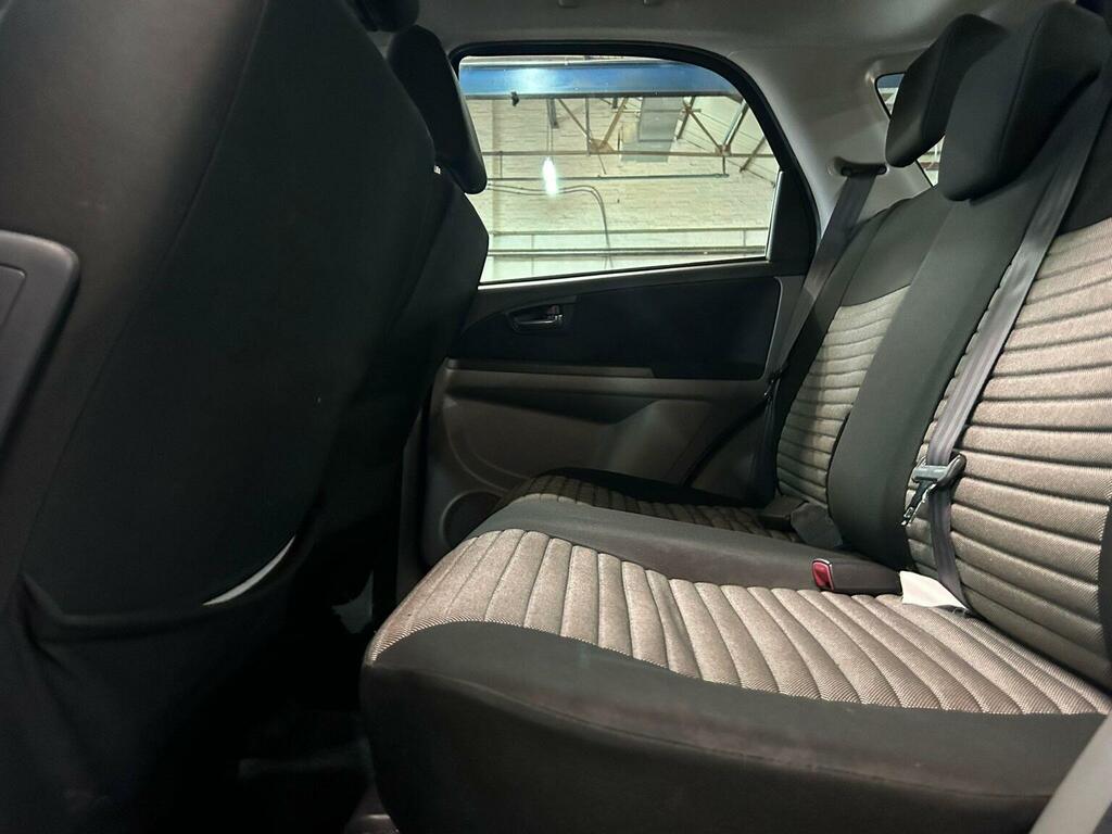 Suzuki SX4 Hatchback Silver #16