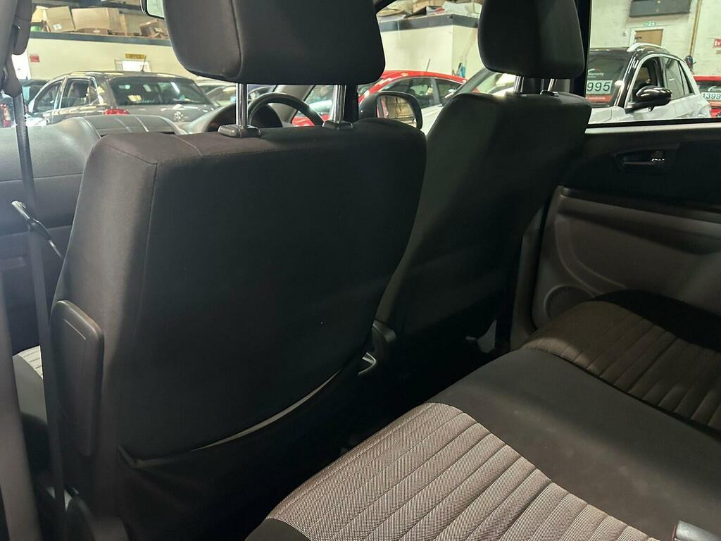 Suzuki SX4 Hatchback Silver #18