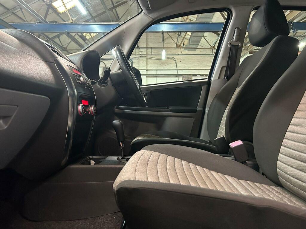 Suzuki SX4 Hatchback Silver #10