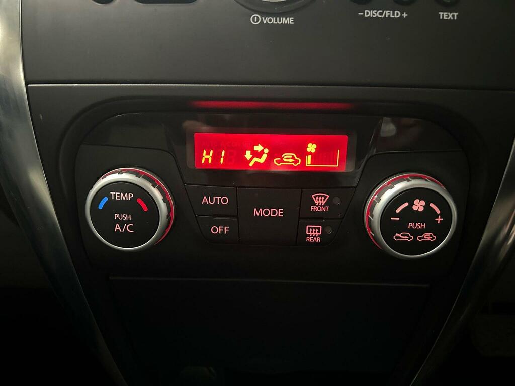 Suzuki SX4 Hatchback Silver #24